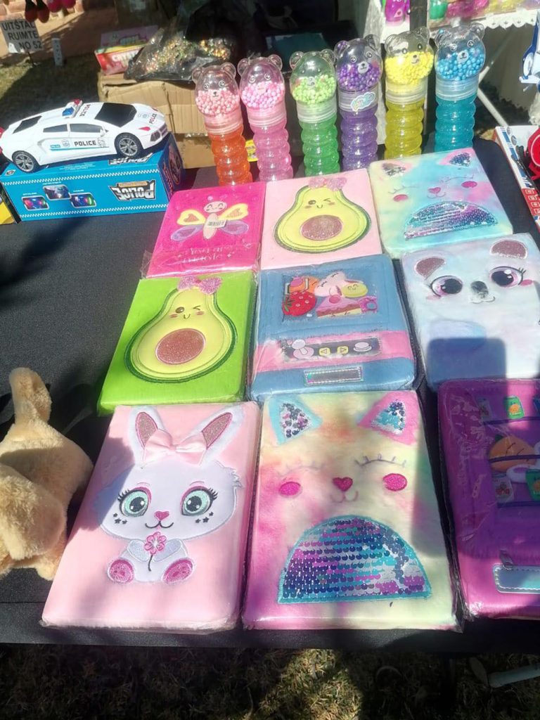 toys